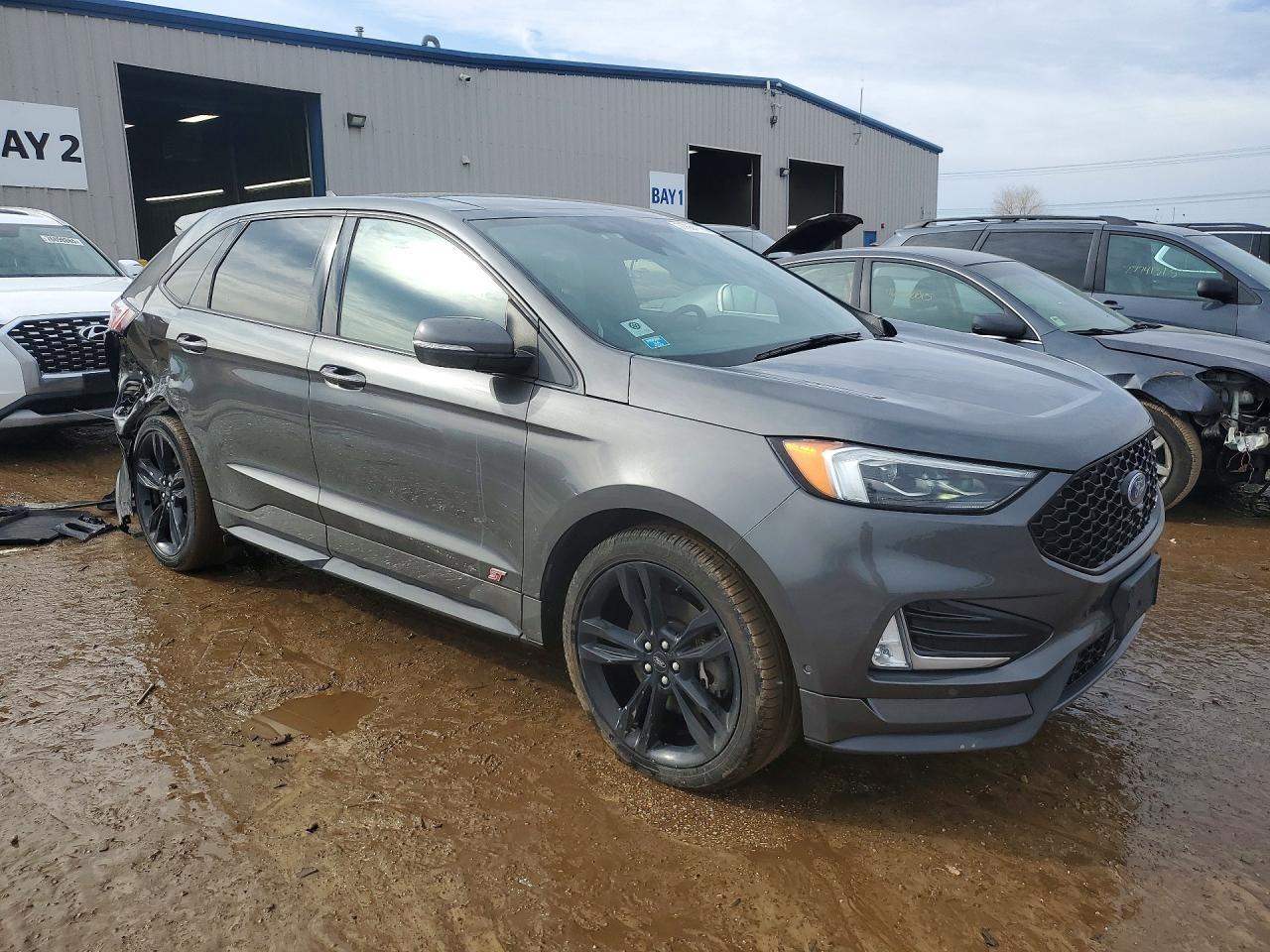 2020 Ford Edge st