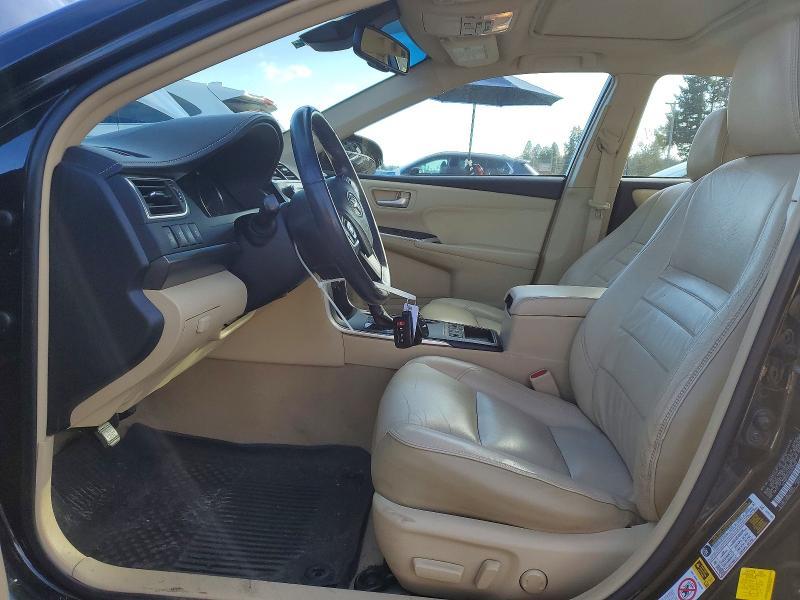 2017 Toyota Camry Hybrid