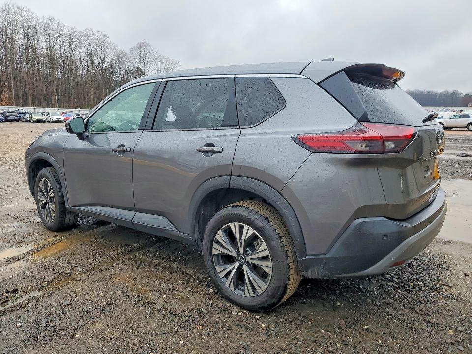 2022 Nissan Rogue sv