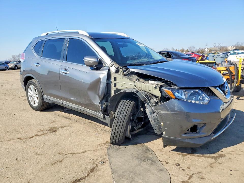 2015 Nissan Rogue sv
