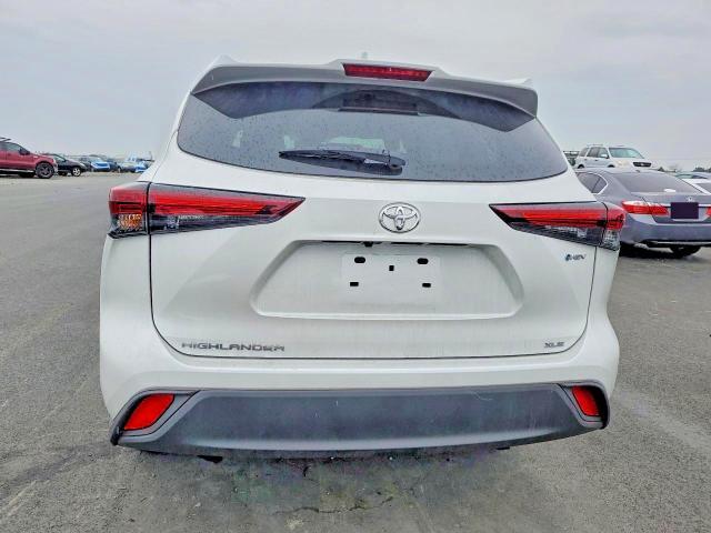 2025 Toyota Highlander Hybrid xle