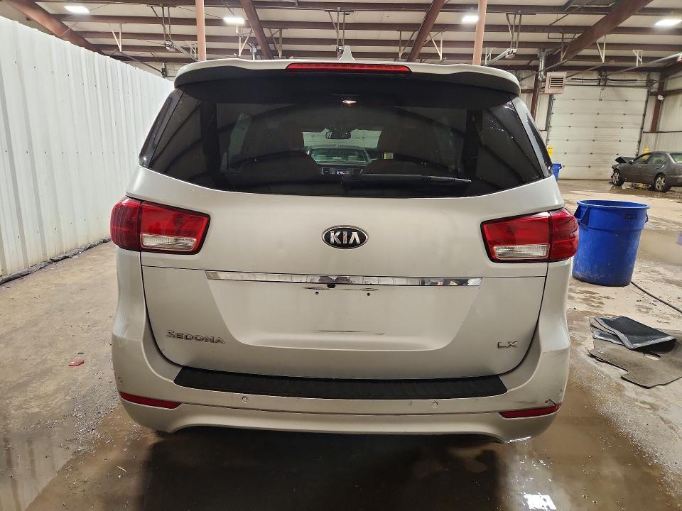 2015 KIA Sedona lx