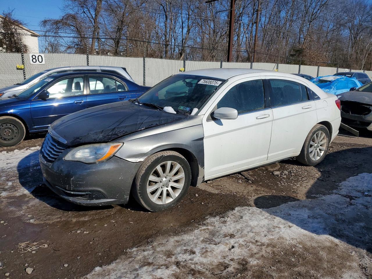 2014 Chrysler 200 lx
