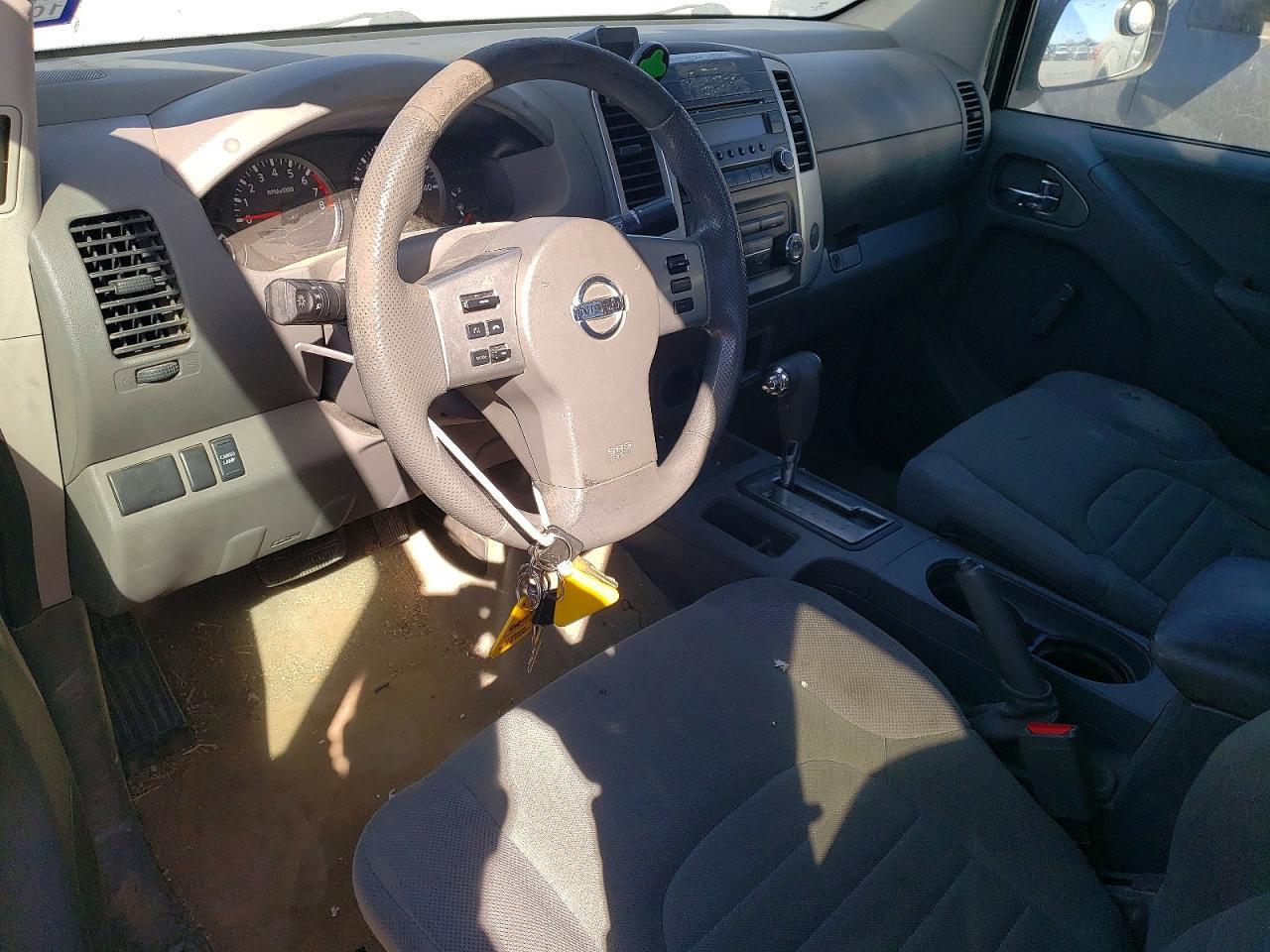2015 Nissan Frontier S