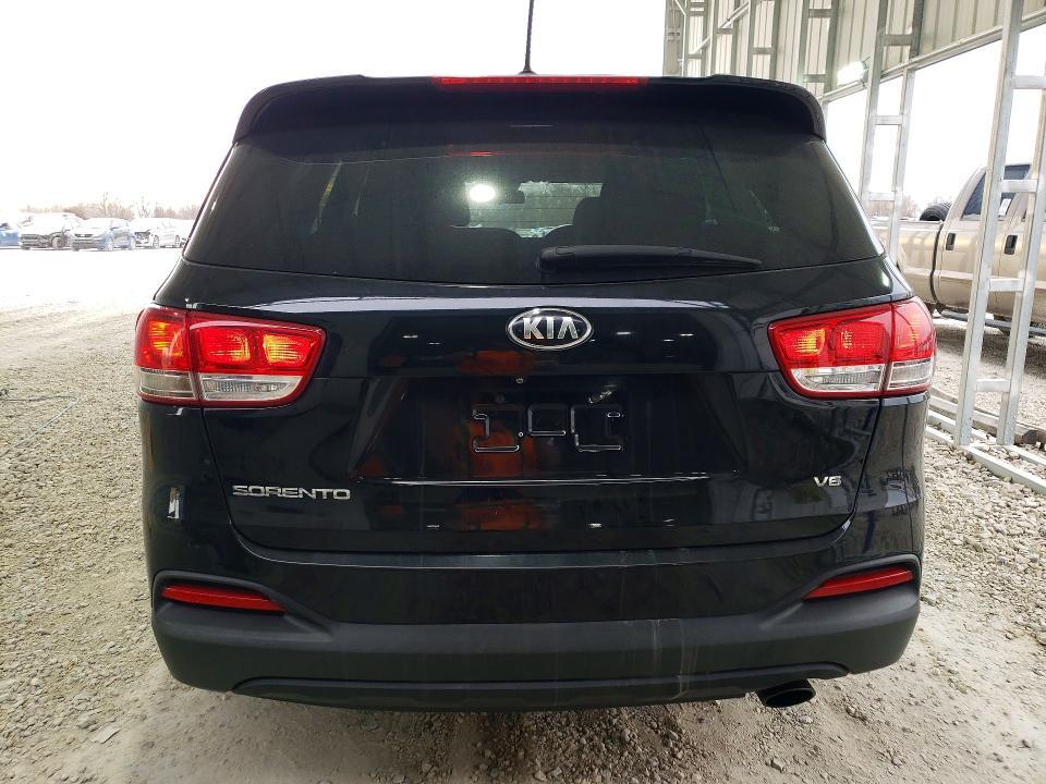2017 KIA Sorento lx V6
