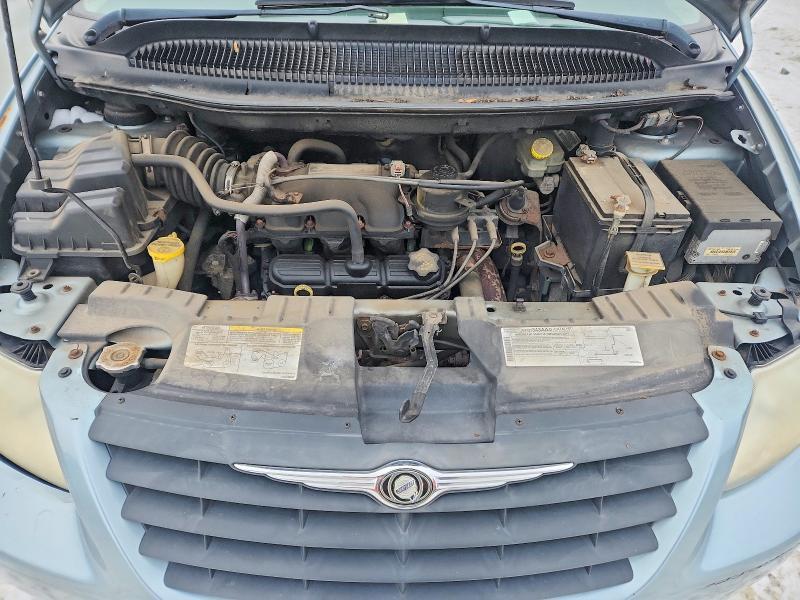 2005 Chrysler Town & Country