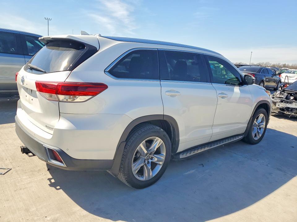2017 Toyota Highlander Limited