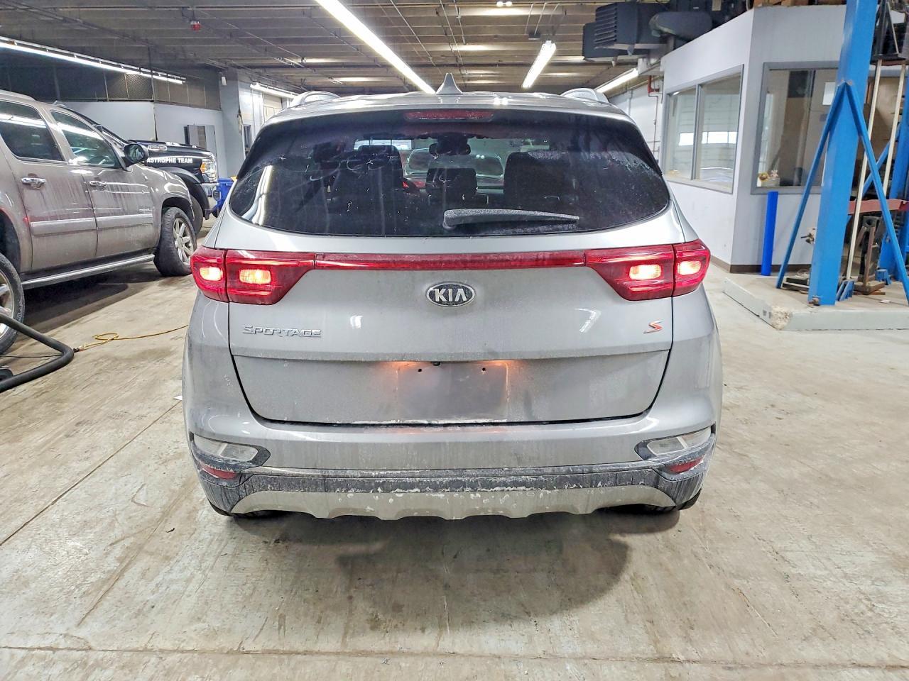 2020 KIA Sportage s