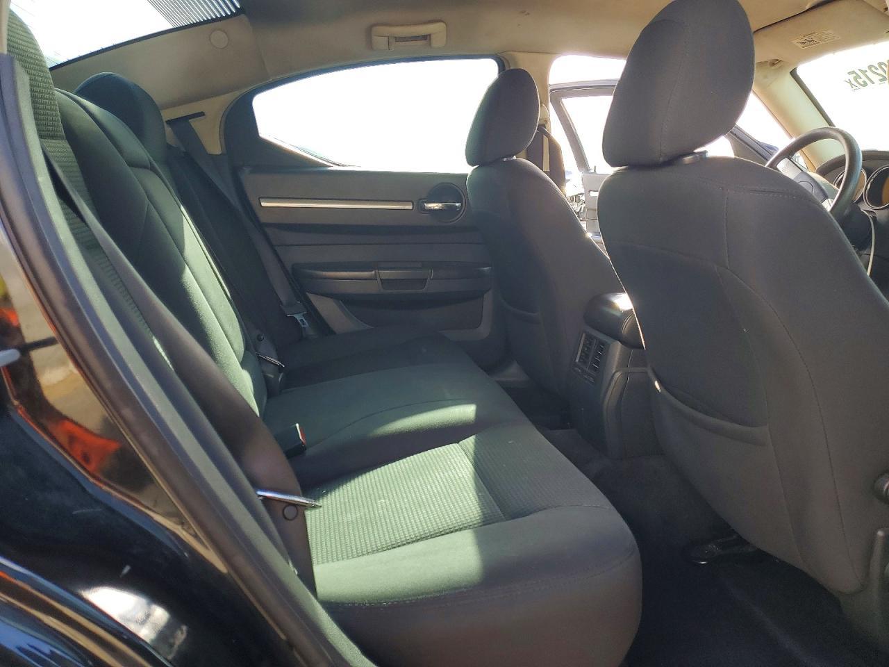 2010 Dodge Charger sxt