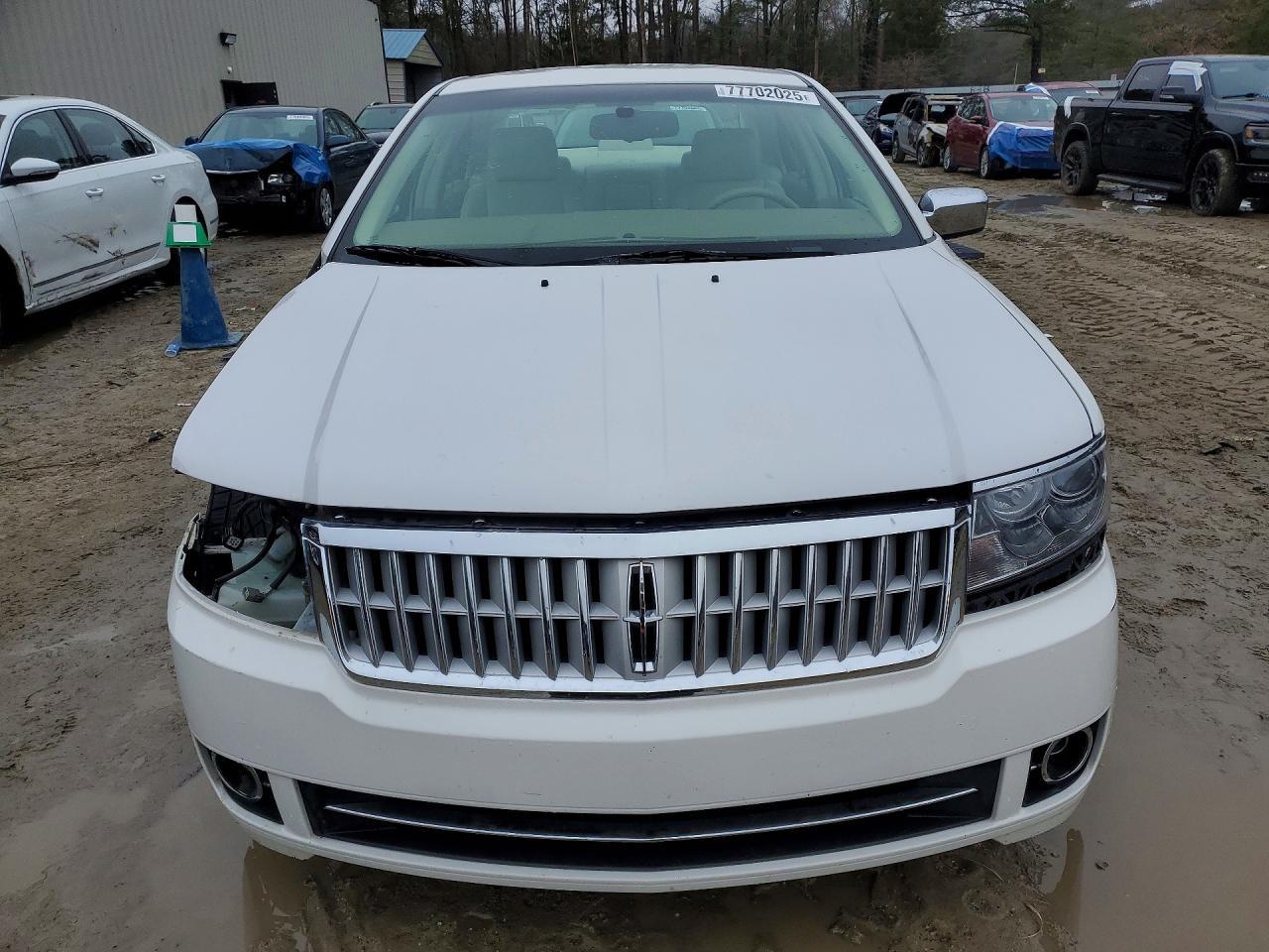 2008 Lincoln Townhouse MKZ