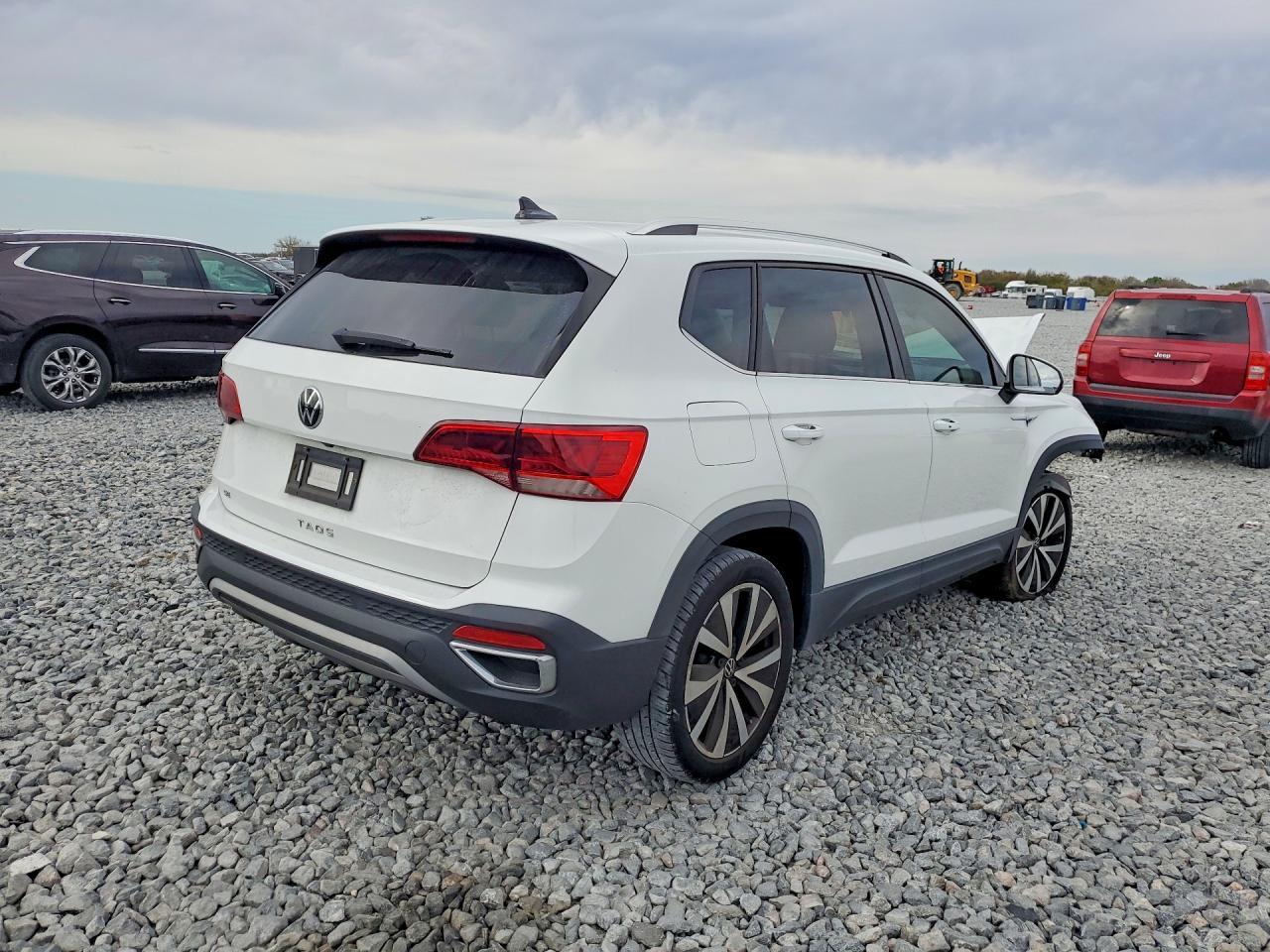 2022 Volkswagen Taos se