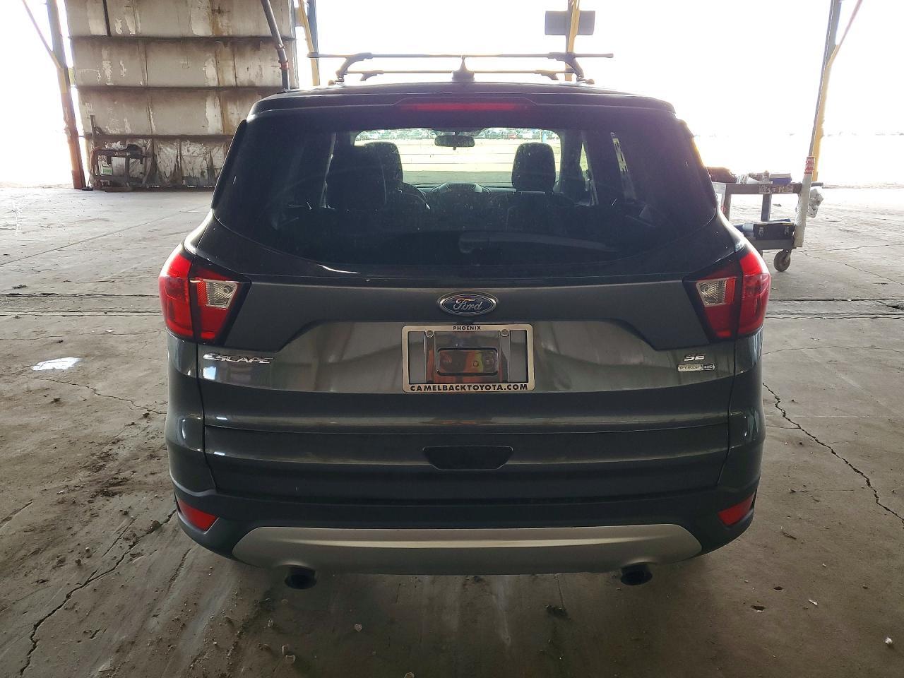 2019 Ford Escape se