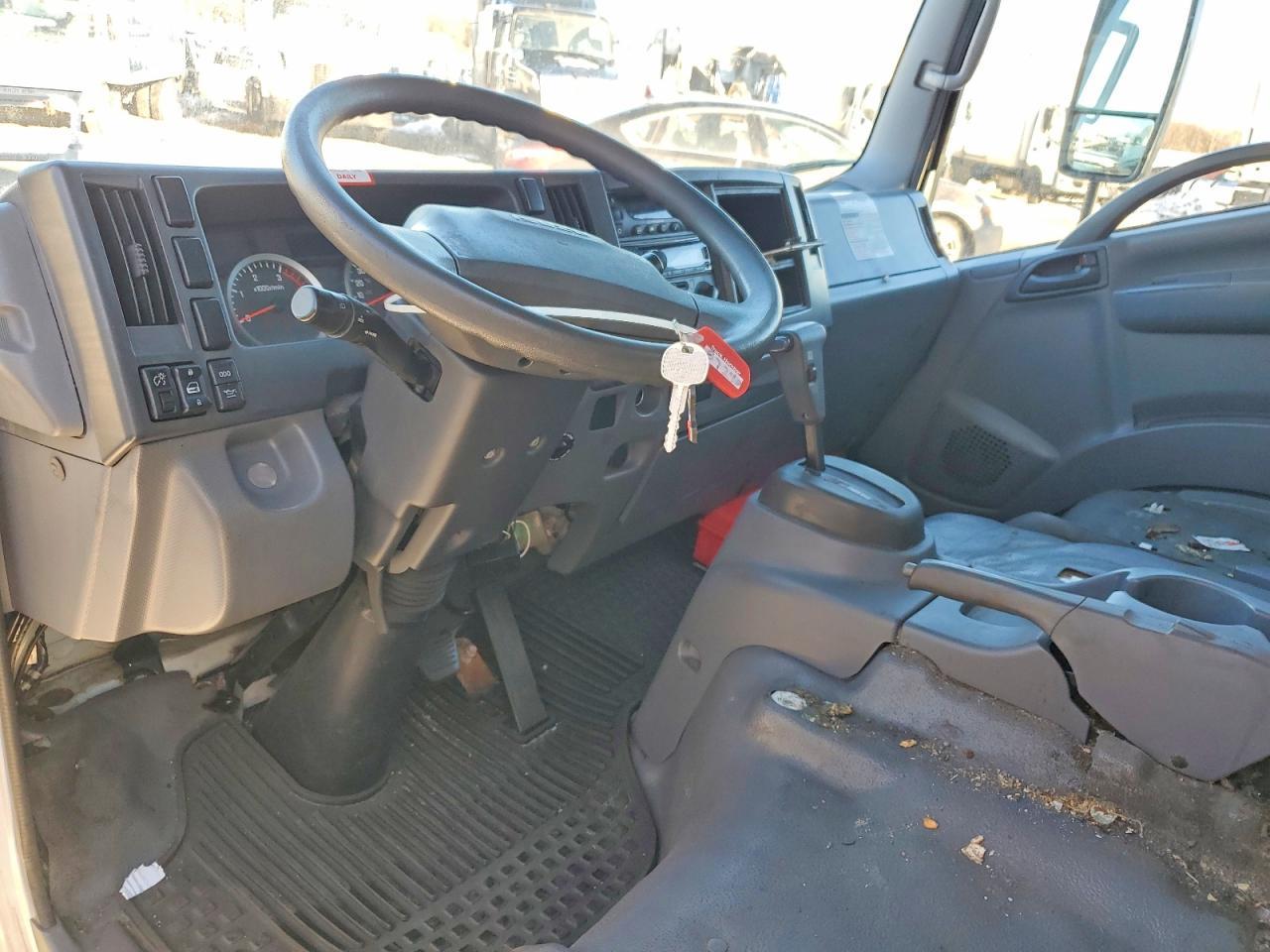 2017 Isuzu NQR Refrigerated BOX Truck