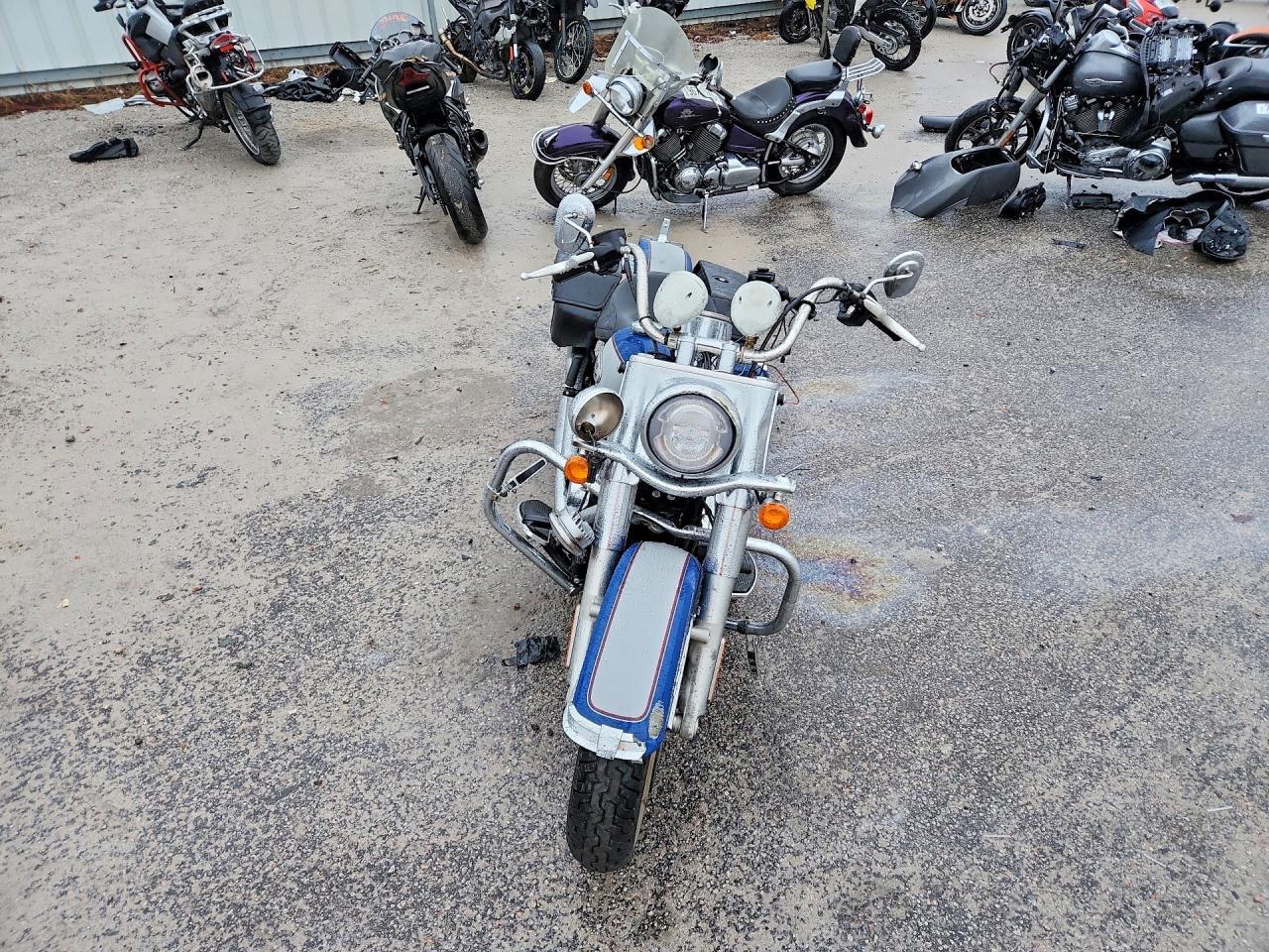 2023 Harley-Davidson Flhcs