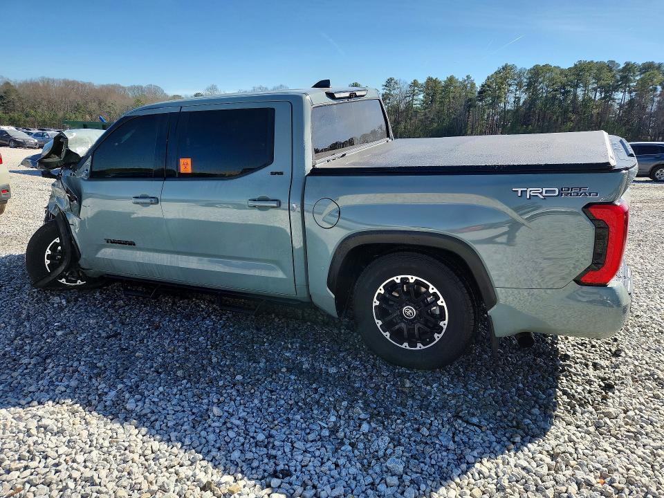 2022 Toyota Tundra SR5