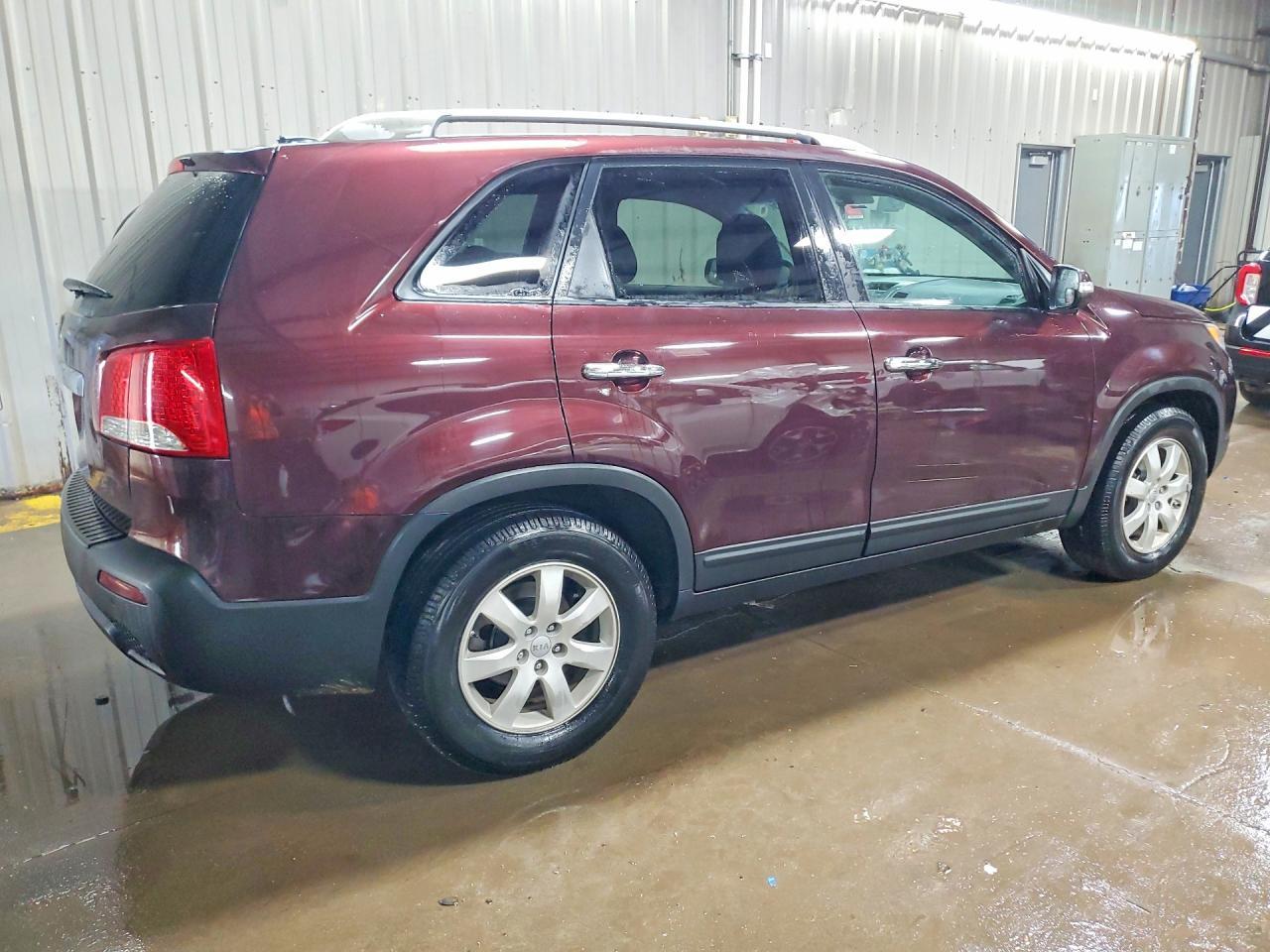2013 KIA Sorento lx