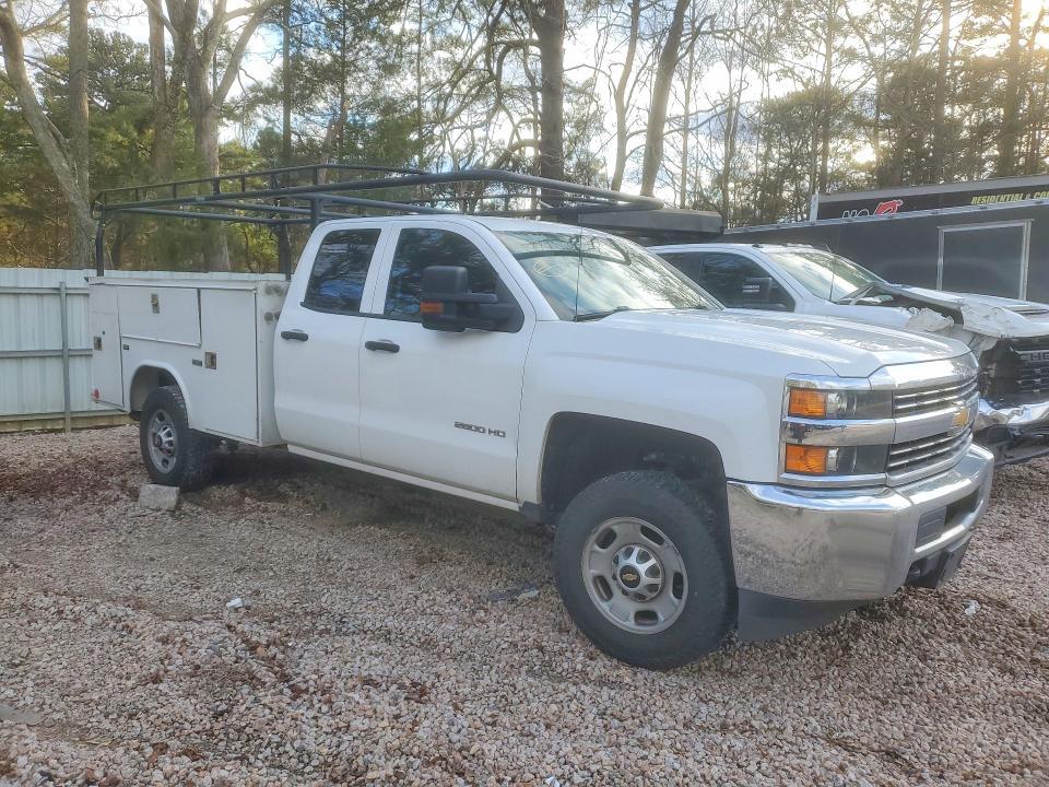2017 Chevrolet Silverado Utility / Service Truck