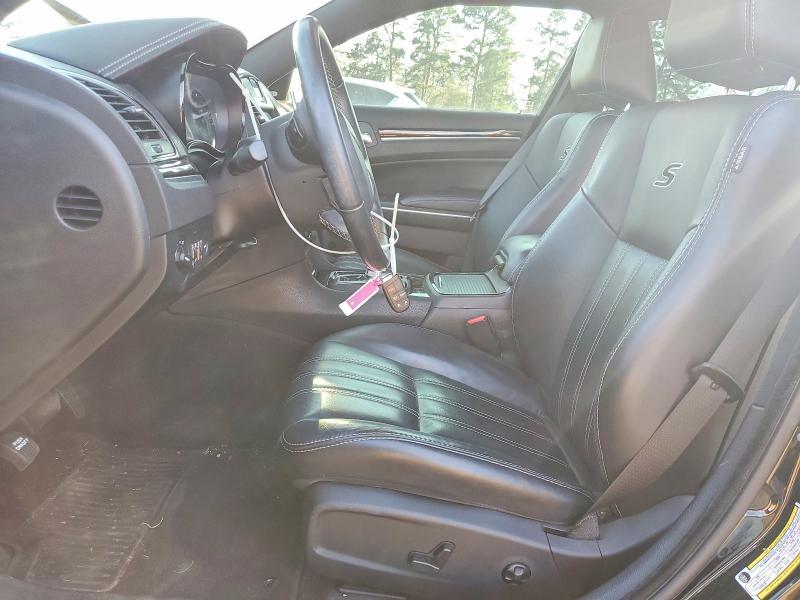 2018 Chrysler 300 s