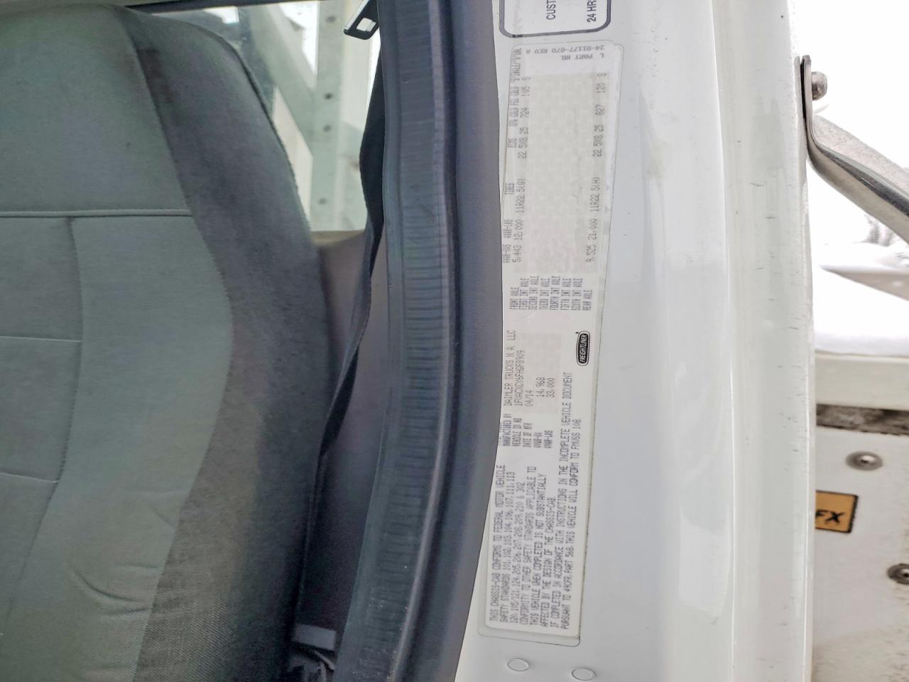 2015 Freigliner 2015 Freightliner Business Class M2 Cable Placer B