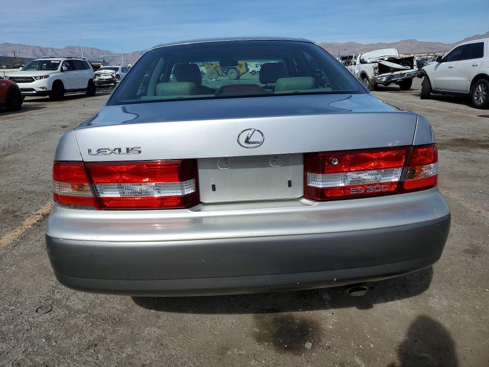 2000 Lexus Es 300 Base