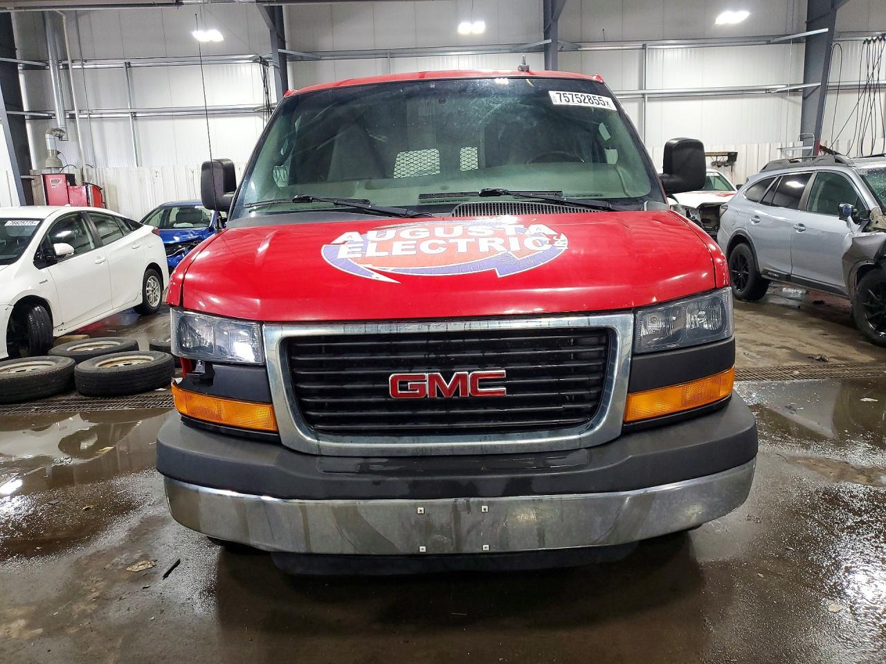 2016 GMC Savana G3500