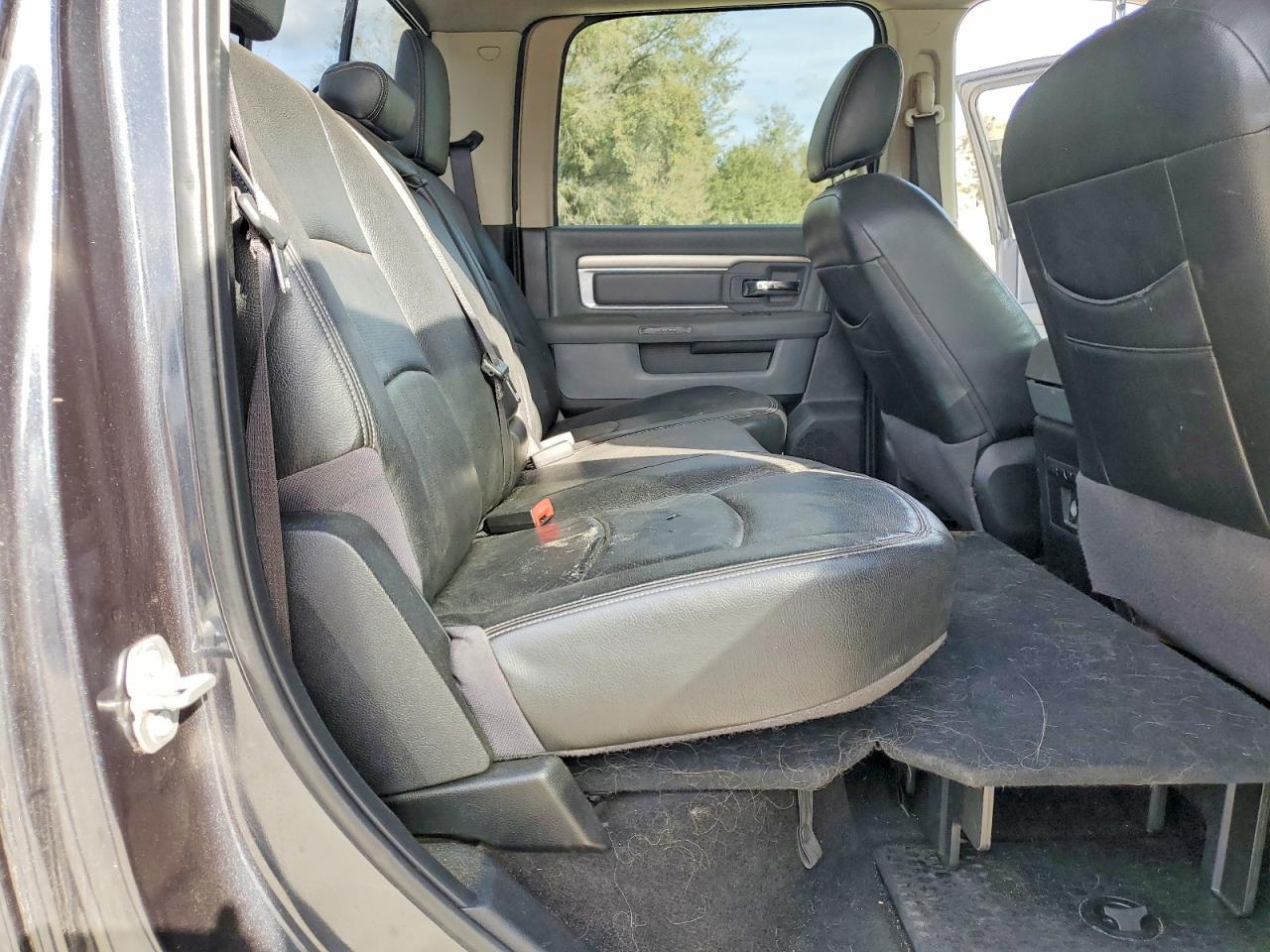 2017 Dodge Ram 1500 slt