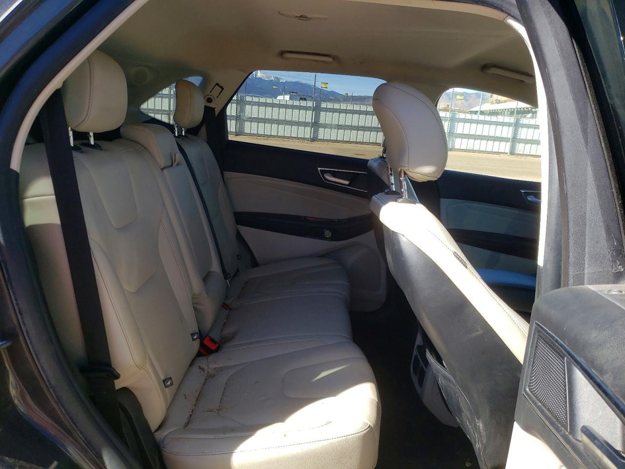 2019 Ford Edge Titanium