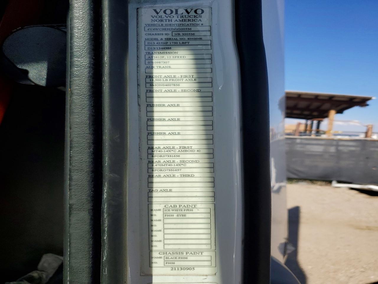 2022 Volv VNR