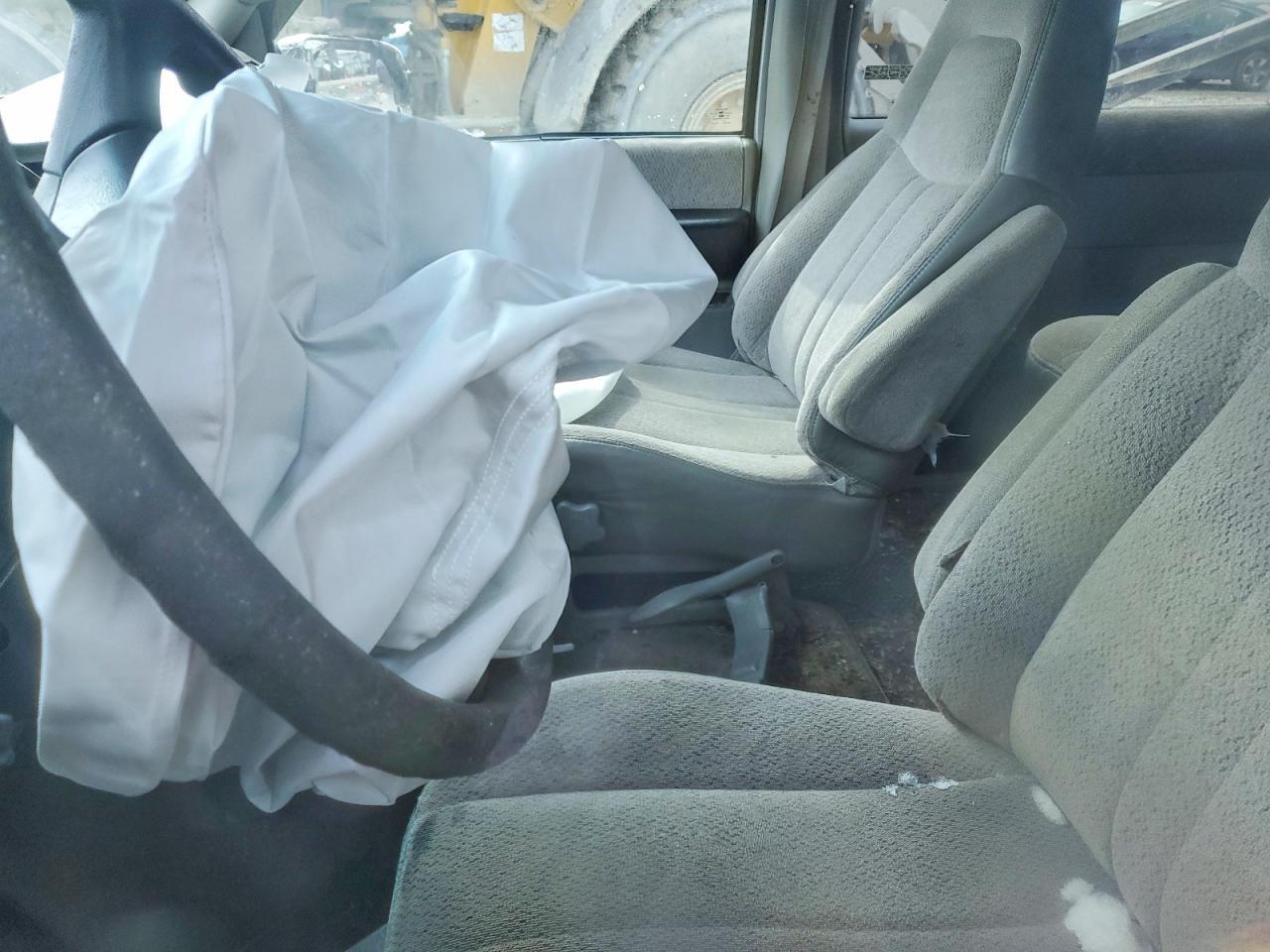 1998 Chev Astro
