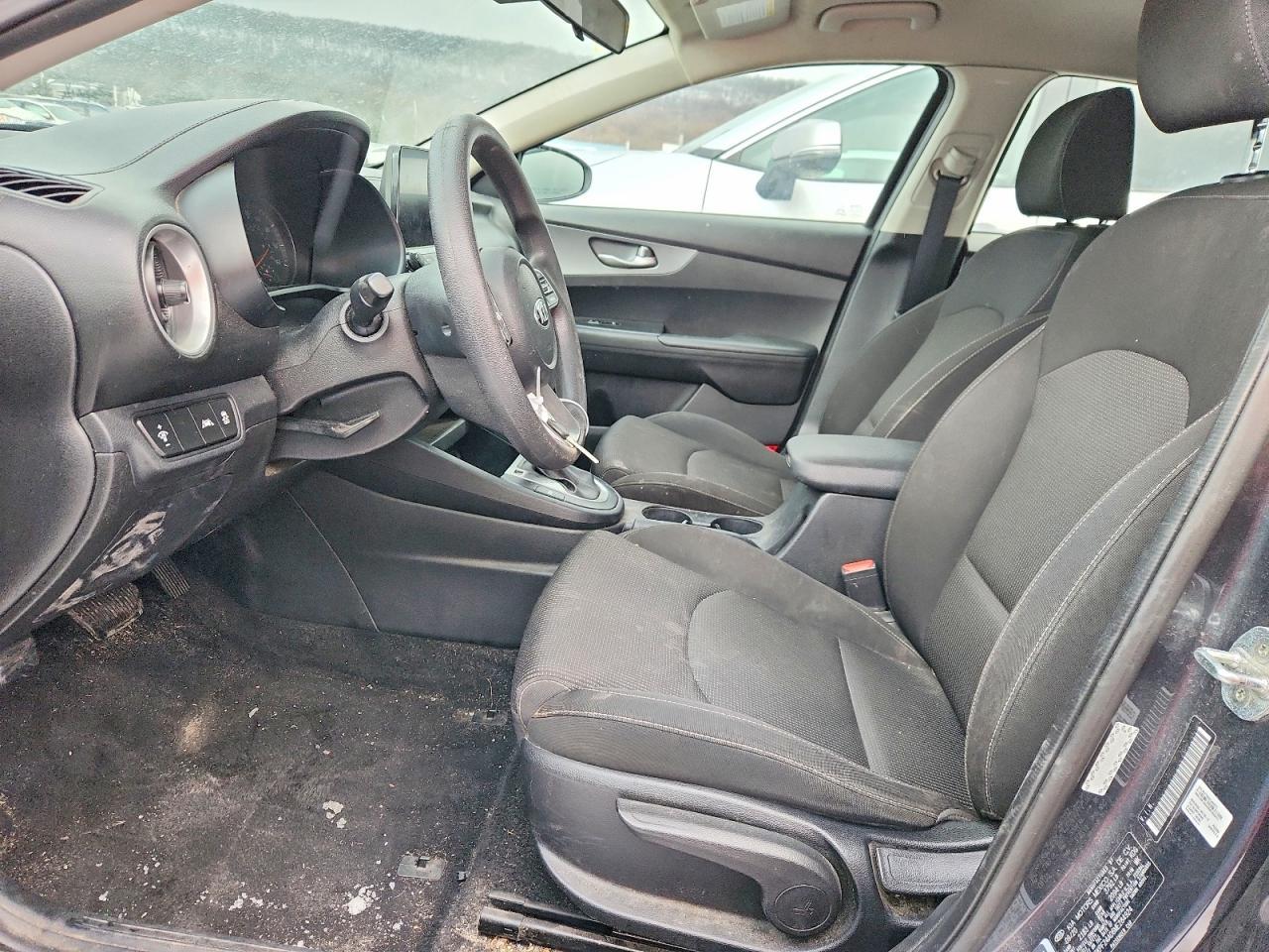 2021 KIA Forte fe