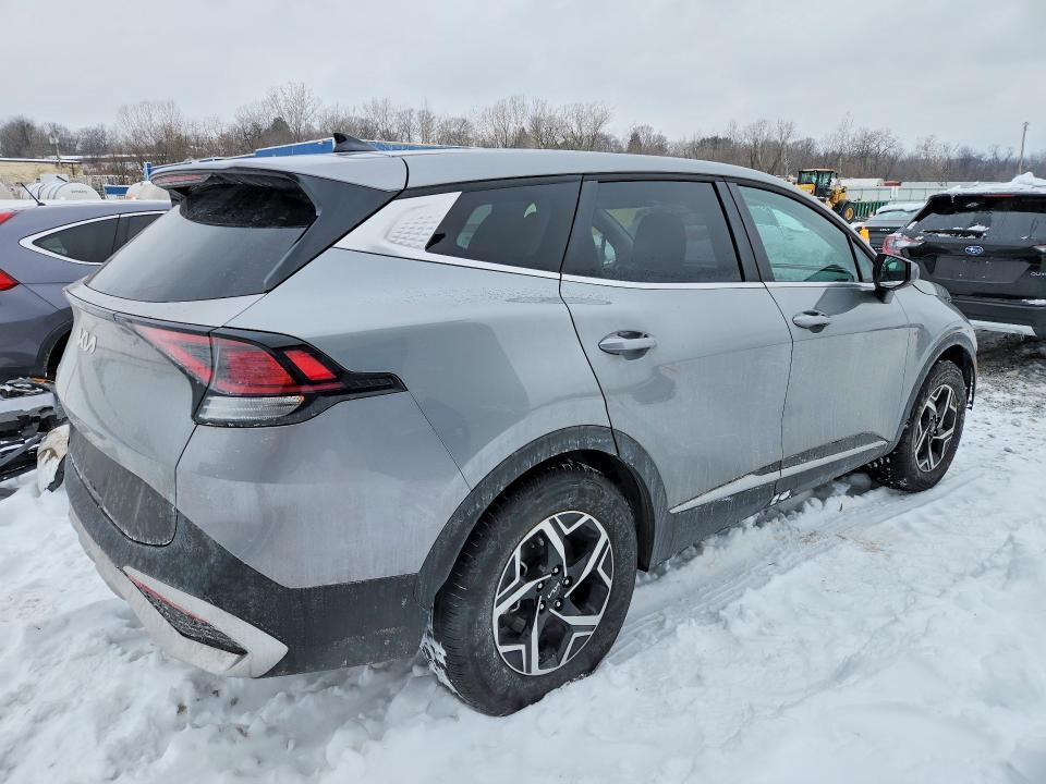 2025 KIA Sportage lx