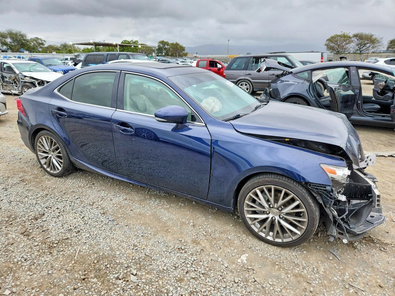 2015 Lexus IS