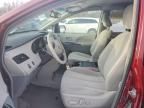 2013 Toyota Sienna le