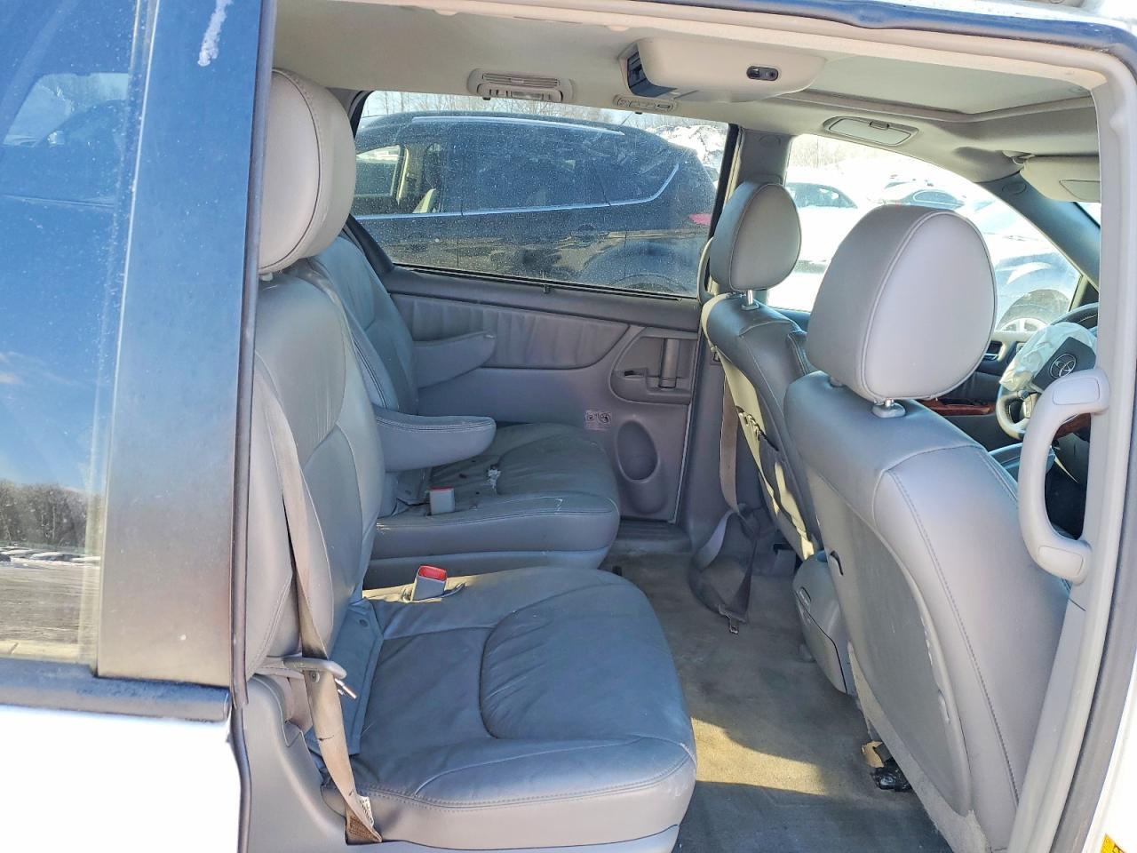 2009 Toyota Sienna xle