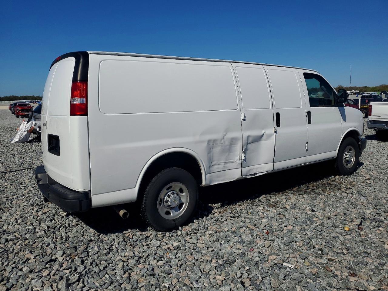 2023 Chevrolet Express 2500 Utility / Service Van