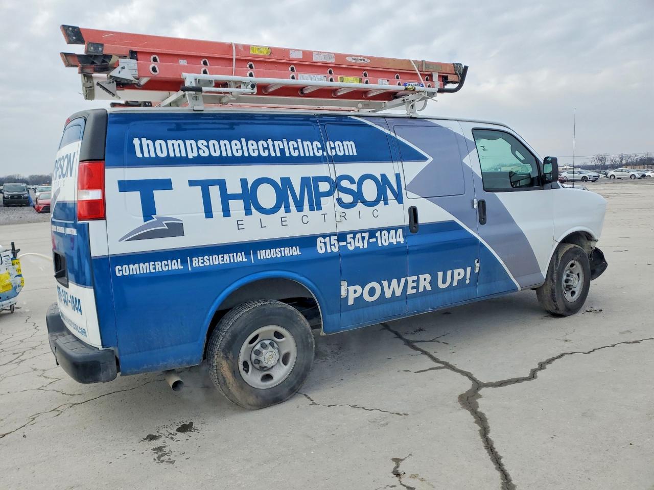 2022 Chevrolet Express G2500