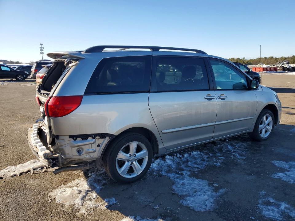 2007 Toyota Sienna ce