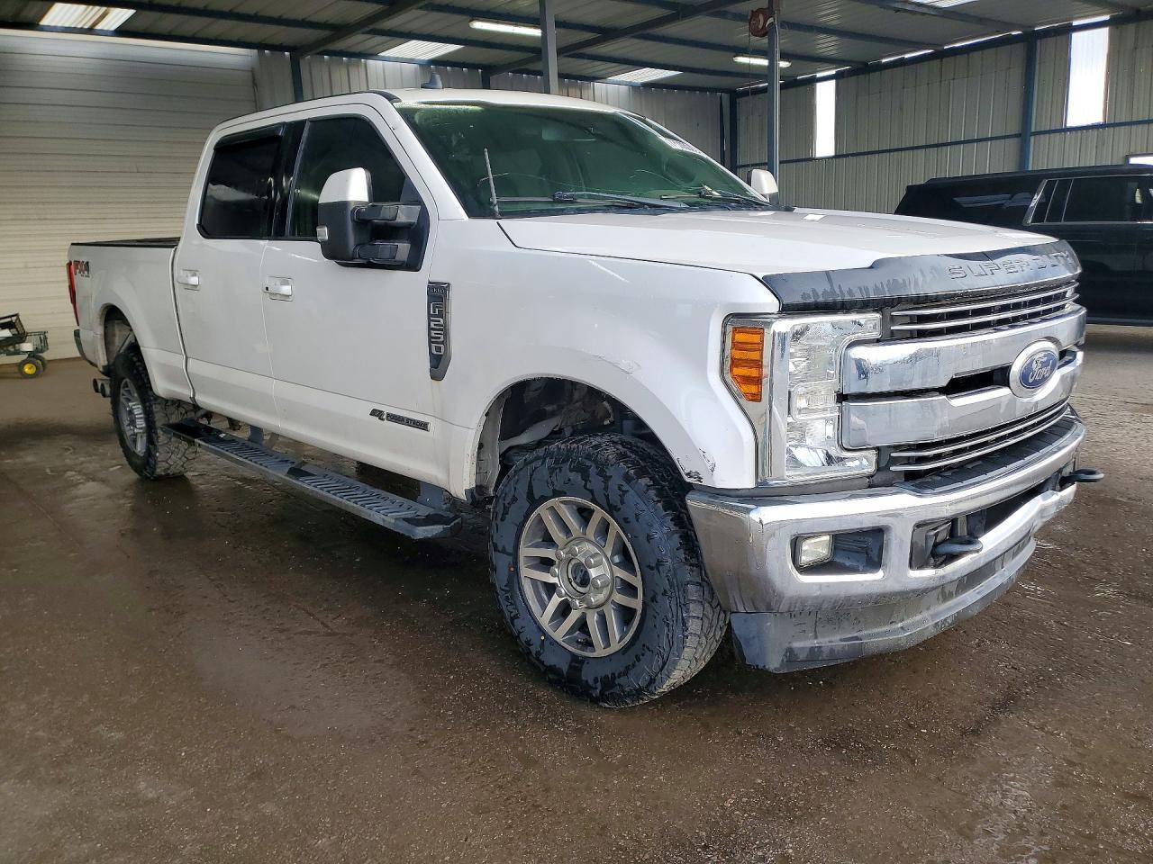 2019 Ford F250 Lariat 4WD 6.7L V8 Tdsl Crew Cab