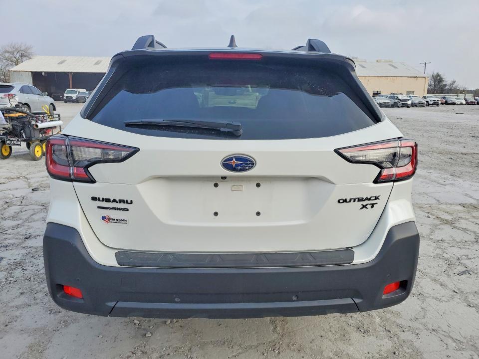 2024 Subaru Outback Onyx Edition xt