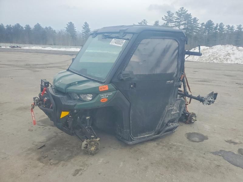 2022 Can-Am Defender HD9