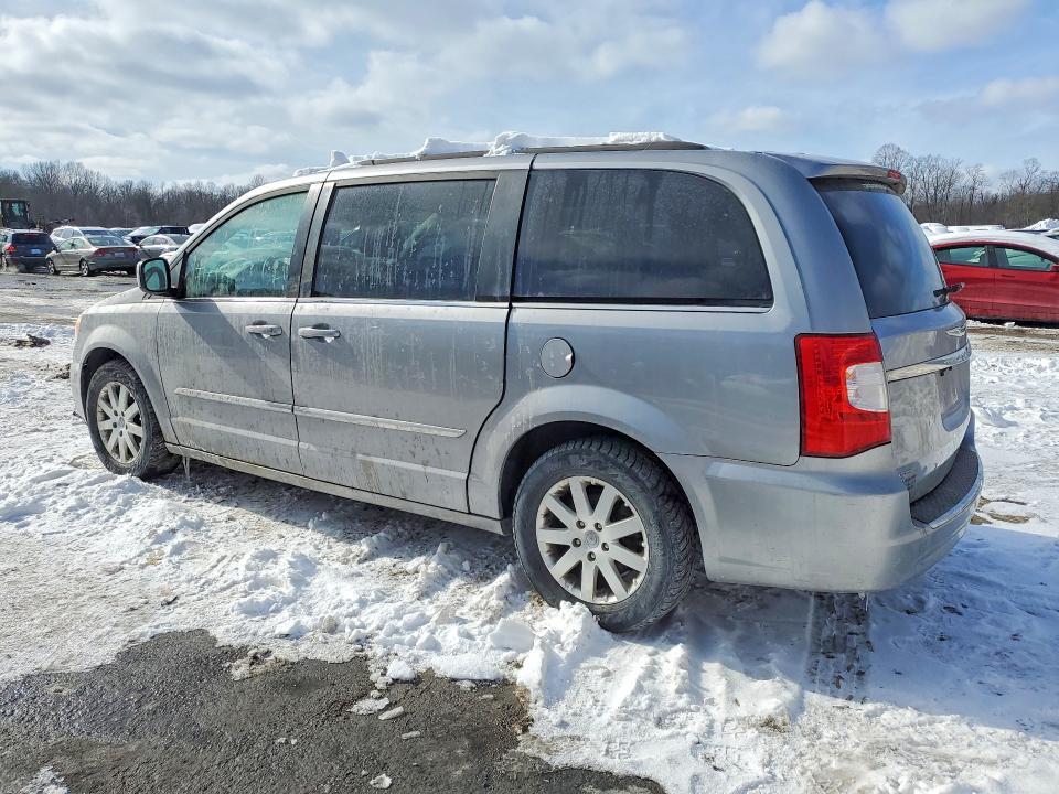2016 Chrysler Town & Country Touring
