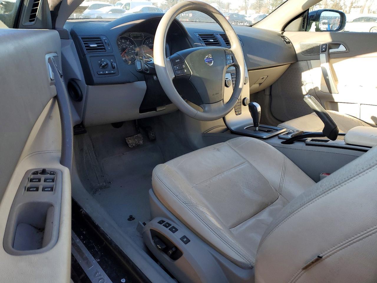 2009 Volvo C70 T5