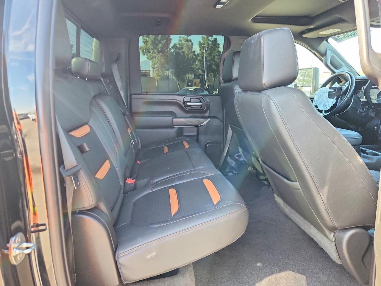 2021 GMC Sierra K2500 AT4