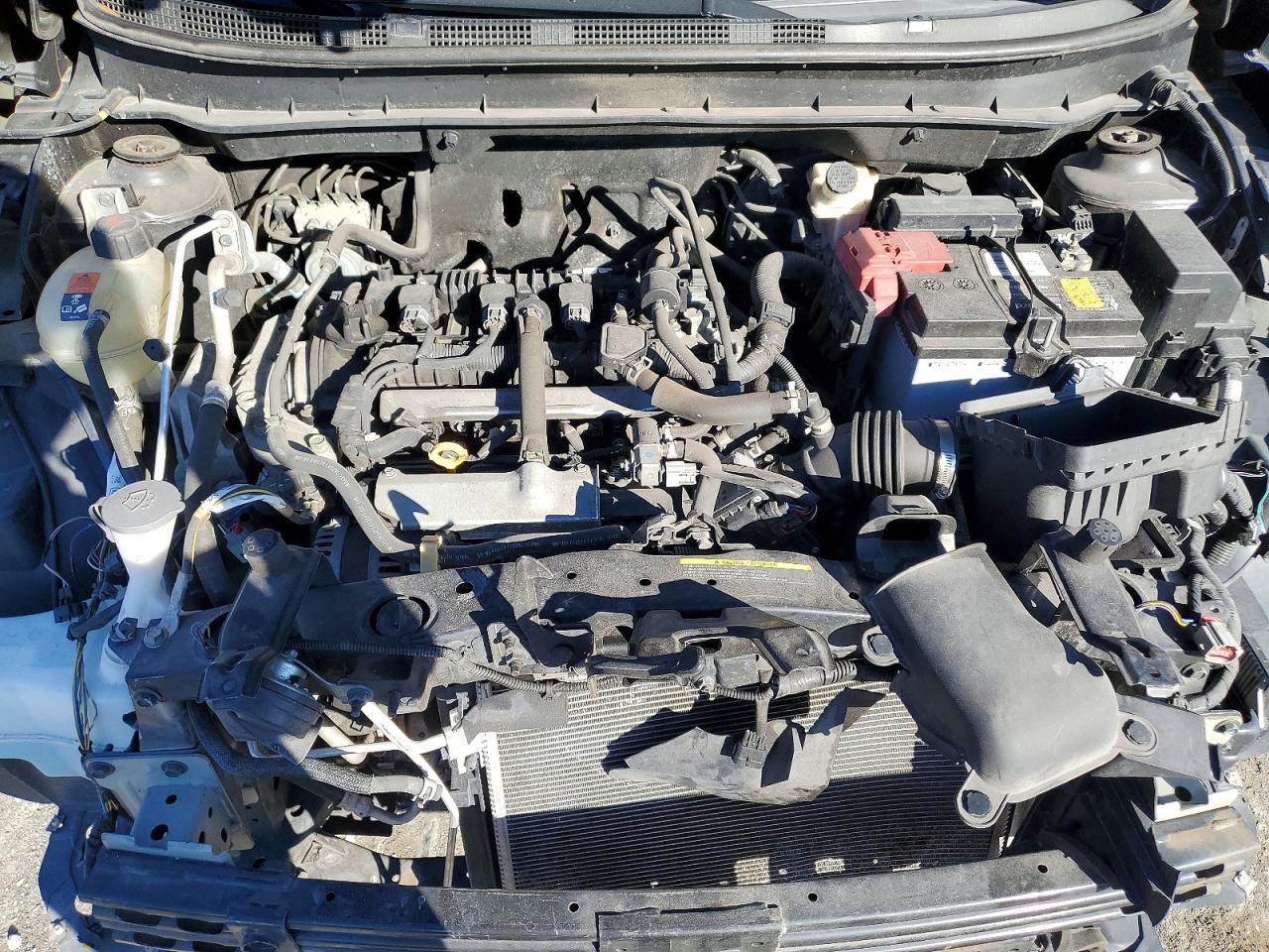 2020 Nissan Kicks sr