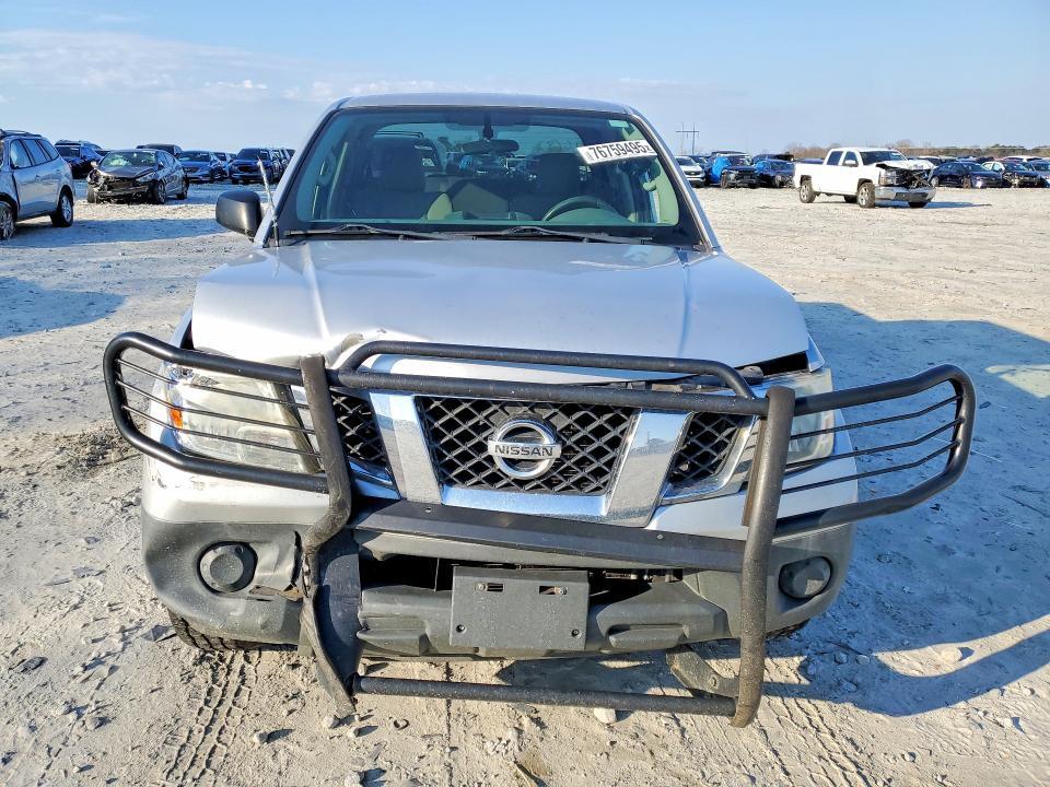 2014 Nissan Frontier s
