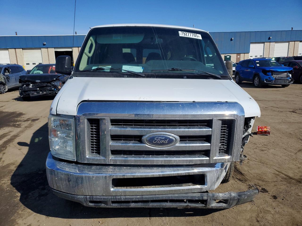 2013 Ford Econoline E350 Super Duty Wagon