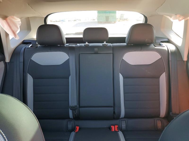 2024 Volkswagen Taos sel