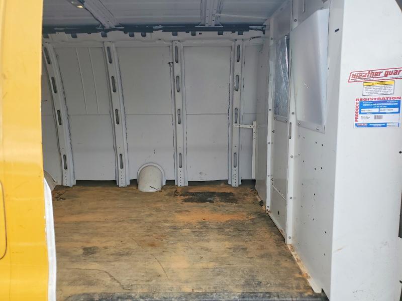 2022 Chevrolet Express G2500