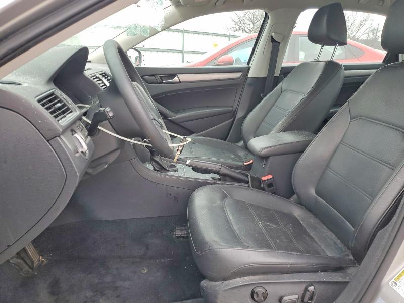 2013 Volkswagen Passat s