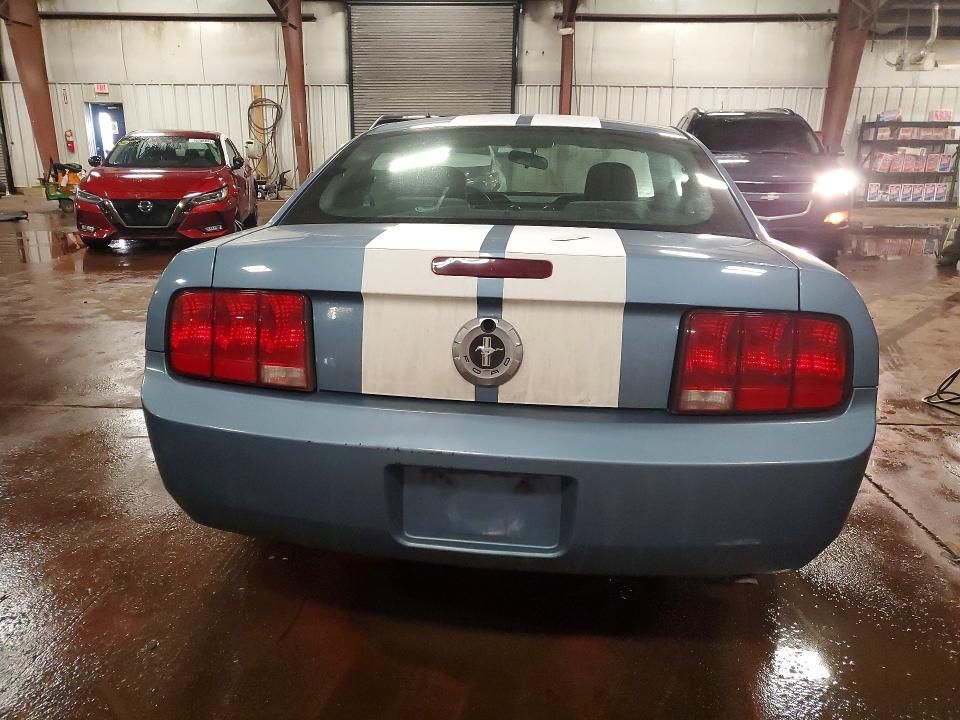 2005 Ford Mustang